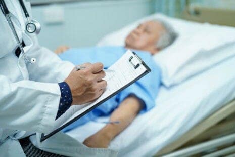 329 zarejestrowanych Zgonów do 30 stycznia w USA po szczepionce mRNA 40 diagnoza - W aktualnym zrzucie danych z 22 stycznia 2021 r. Wymieniono tylko dwa zgony między 15 stycznia a 22 stycznia, VAERS ID 952914 na liście 18 stycznia 2021 r., A VAERS ID 958809 na liście 20 stycznia 2021 r.